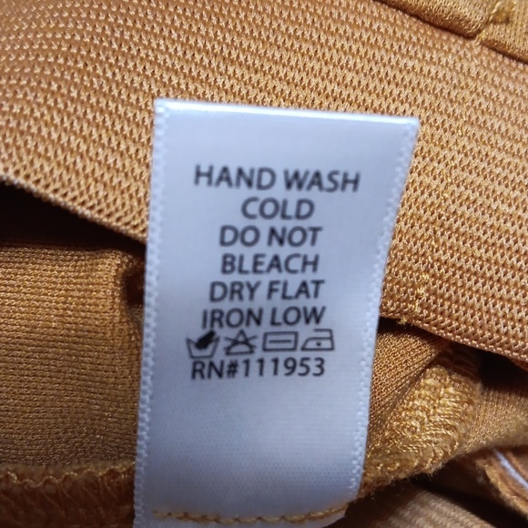 Active USA Pants Size Medium - Picture 8 of 8